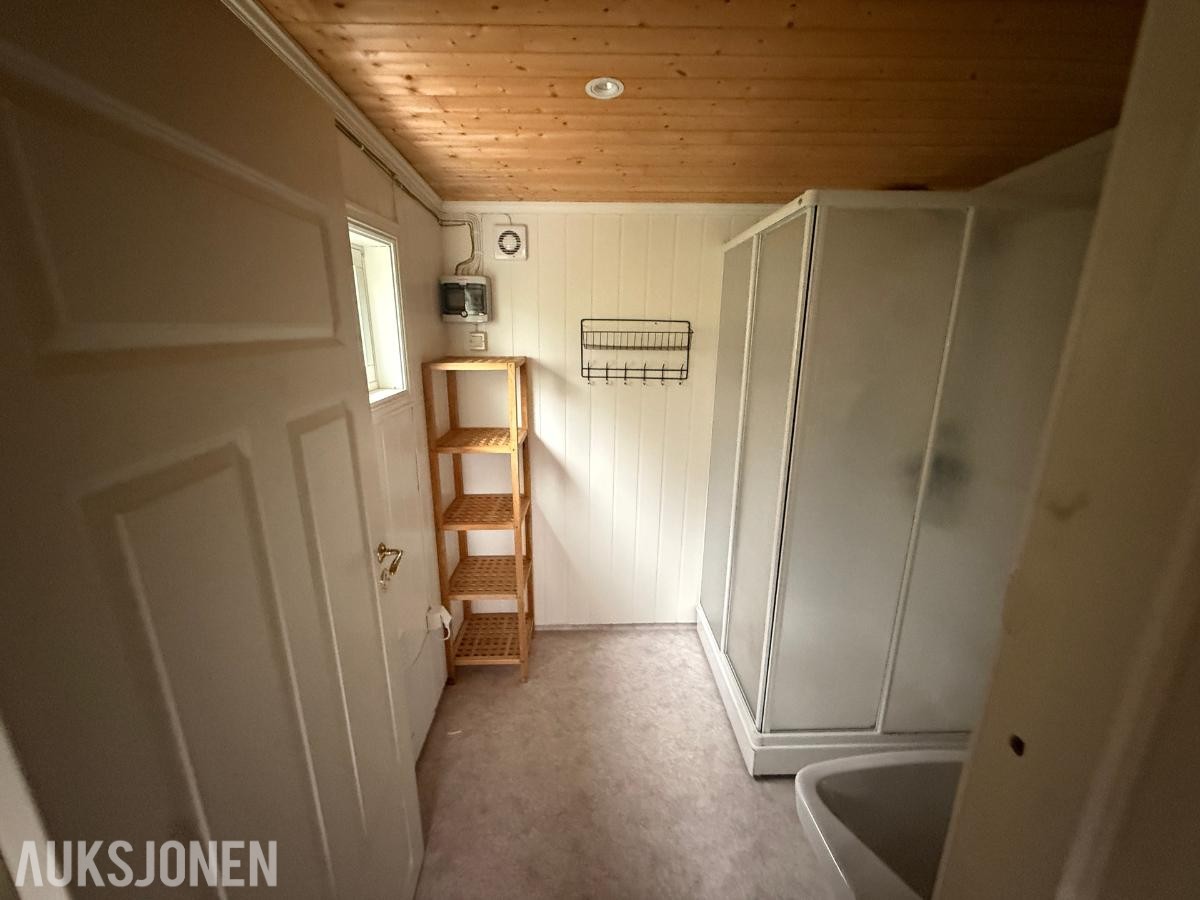 Mobil sanitærvogn med WC, dusj og varmtvann